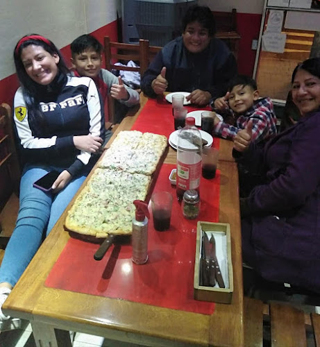 Comentarios y opiniones de Pizzeria Jireth Quito