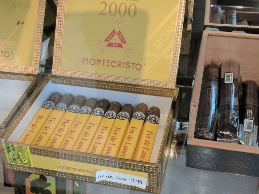 Tobacco Shop «Gallery Smoke Charleston», reviews and photos, 363 King St, Charleston, SC 29401, USA