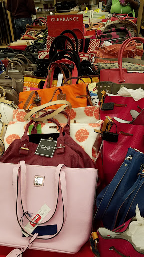 Department Store «Nordstrom Rack The Shops at Oak Brook Place», reviews and photos, 2155 22nd St, Oak Brook, IL 60523, USA