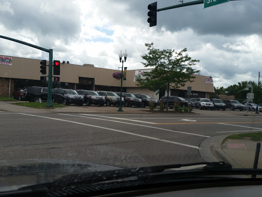 Used Car Dealer «Dakota Motor Co», reviews and photos, 212 Elm St, Farmington, MN 55024, USA
