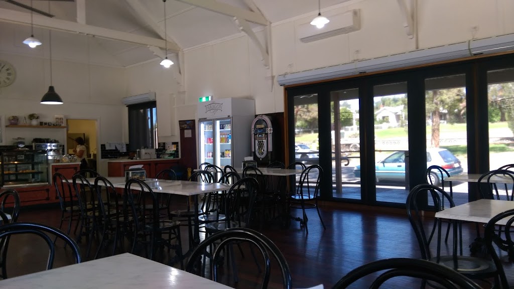 Paragon Cafe Swan Hill, VIC 3585 Menu, Reviews, Hours & Contact.