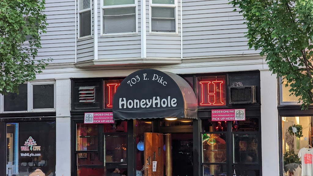 HoneyHole Sandwiches 98122