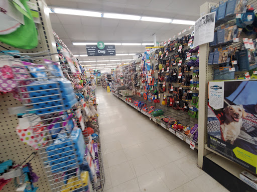 Pet Supply Store «Pet Supplies Plus», reviews and photos, 471 Boston Post Rd, Orange, CT 06477, USA