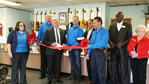 Pawn Shop «Sterling & Knight Jewelry & Pawn», reviews and photos, 295 S Schmidt Rd, Bolingbrook, IL 60440, USA