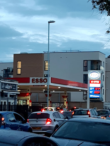 ESSO HEENE ROAD - Gas station