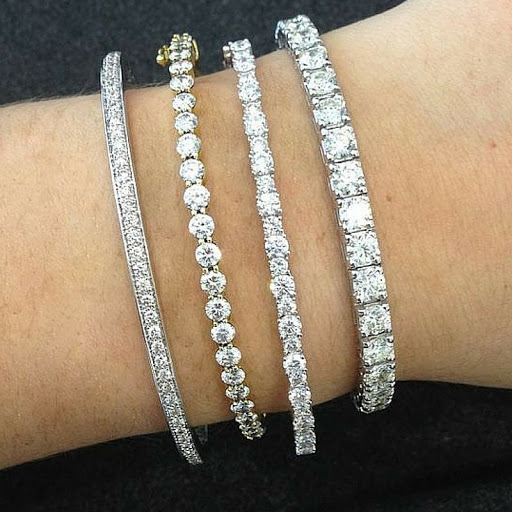 Jewelry Store «Indy Facets Private Jeweler», reviews and photos, 755 W Carmel Dr #116, Carmel, IN 46032, USA