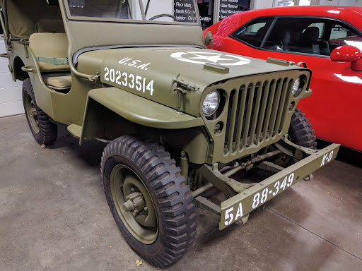 Jeep Dealer «Golling Chrysler Dodge Jeep Ram», reviews and photos, 2405 S Telegraph Rd, Bloomfield Hills, MI 48302, USA