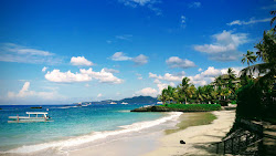 Foto di Sengkidu Beach e l'insediamento
