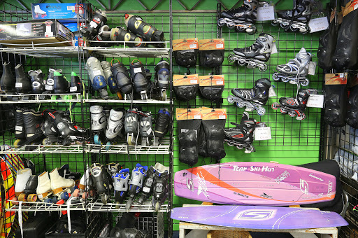 Sporting Goods Store «Play It Again Sports (Pacific Beach)», reviews and photos, 1401 Garnet Ave, San Diego, CA 92109, USA