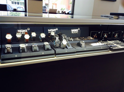 Jewelry Store «Nasr Bros Jewelers Fairview», reviews and photos, 199 Town Pl, Fairview, TX 75069, USA