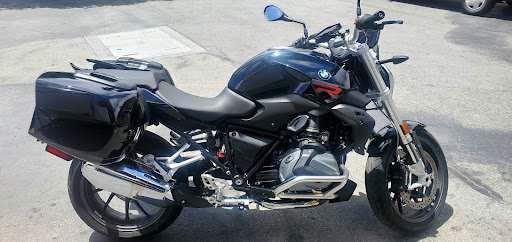 BMW Motorcycle Dealer «San Jose BMW Motorcycles», reviews and photos, 1990 W San Carlos St, San Jose, CA 95128, USA