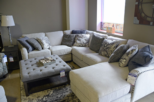 Furniture Store «Walls Furniture & Mattress», reviews and photos, 3611 N Nebo Rd, Muncie, IN 47304, USA