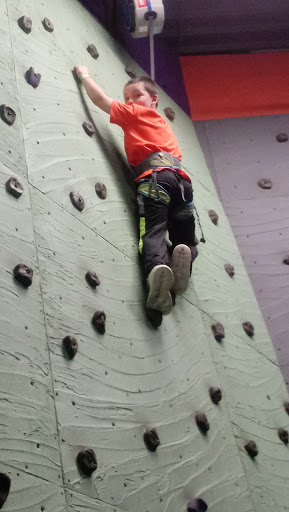 Amusement Center «Bounce Milwaukee», reviews and photos, 2801 S 5th Ct, Milwaukee, WI 53207, USA