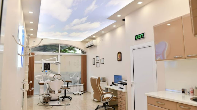 Стоматологични кабинети Central Dent Дигитална рентгенова лаборатория