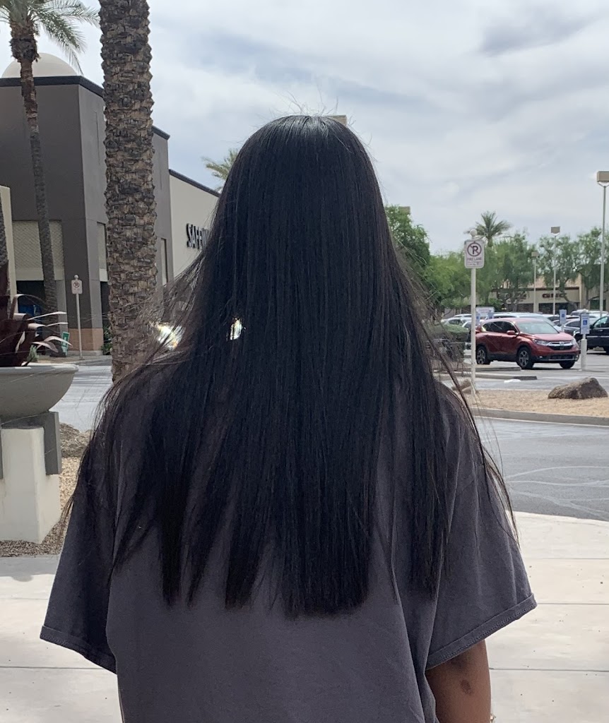 La Cheveux Salon LLC 85382