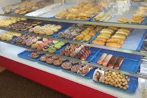 Okemah Donuts image