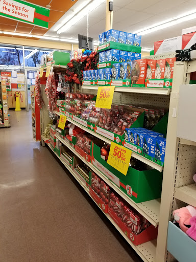 Dollar Store «FAMILY DOLLAR», reviews and photos, 1110 S Philo Rd, Urbana, IL 61801, USA