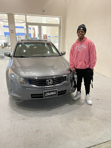 Honda Dealer «Flow Honda in Winston Salem», reviews and photos, 2600 Peters Creek Pkwy, Winston-Salem, NC 27127, USA