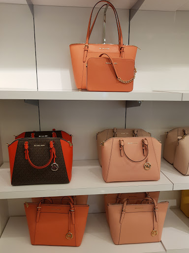 Fashion Accessories Store «Michael Kors», reviews and photos, 845 Market St #137, San Francisco, CA 94103, USA