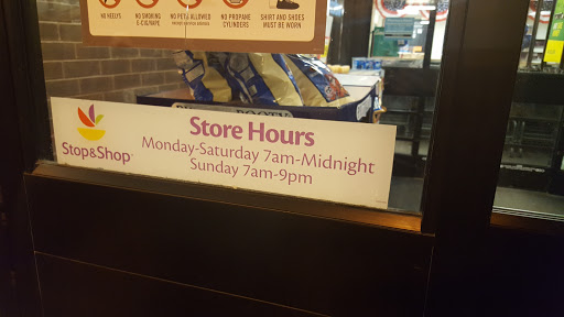 Supermarket «Super Stop & Shop», reviews and photos, 829 Worcester St, Natick, MA 01760, USA