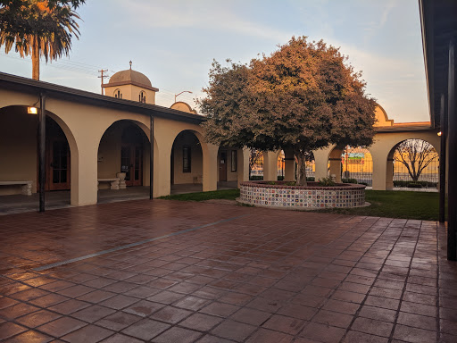 Funeral Home «Tinkler Funeral Chapel & Crematory», reviews and photos, 475 N Broadway St, Fresno, CA 93701, USA