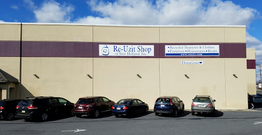 Thrift Store «Re-Uzit Shop of New Holland», reviews and photos, 707 W Main St, New Holland, PA 17557, USA
