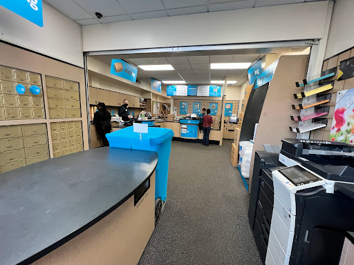 Shipping and Mailing Service «The UPS Store», reviews and photos, 998 Old Country Rd c, Plainview, NY 11803, USA