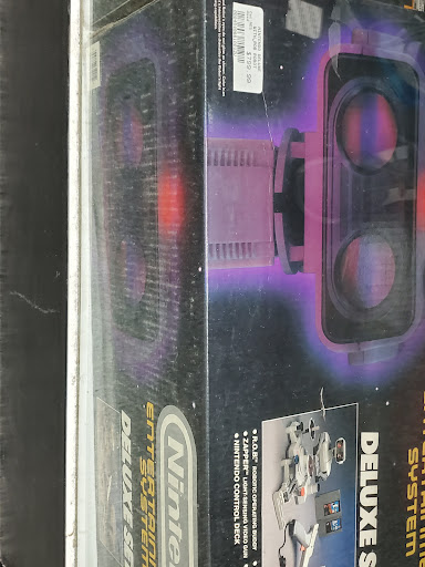 Video Game Store «Play It Trade It», reviews and photos, 4324 N High St, Columbus, OH 43214, USA