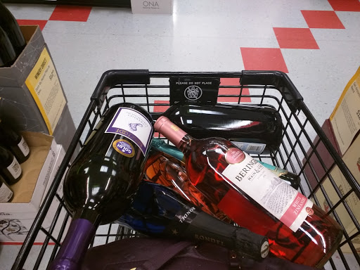 Wine Store «Total Wine & More», reviews and photos, 46301 Potomac Run Plaza, Sterling, VA 20164, USA