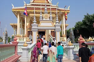 Sankissa Stupa image