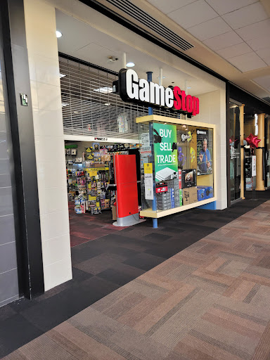 Video Game Store «GameStop», reviews and photos, 112 Eisenhower Pkwy, Livingston, NJ 07039, USA
