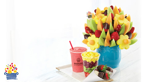 Gift Shop «Edible Arrangements - The Shoppes at Buford», reviews and photos, 3200 Woodward Crossing Blvd b104, Buford, GA 30519, USA