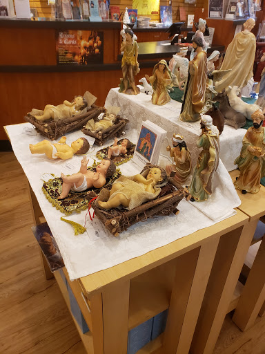 Gift Shop «After School Matters Gift Shop», reviews and photos, 66 E Randolph St, Chicago, IL 60601, USA