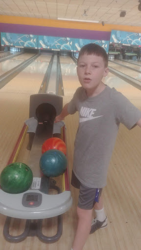 Bowling Alley «Farmingdale Lanes», reviews and photos, 999 Conklin St A, Farmingdale, NY 11735, USA