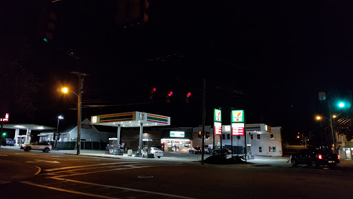 Convenience Store «7-Eleven», reviews and photos, 66 Alfred St, Biddeford, ME 04005, USA