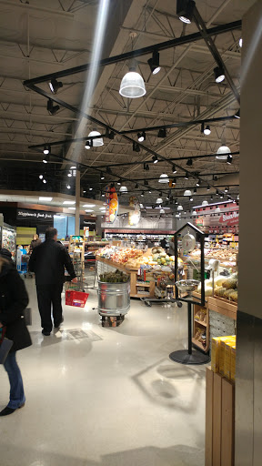 Grocery Store «Strack & VanTil Food Market», reviews and photos, 2168 W US Hwy 30, Valparaiso, IN 46385, USA