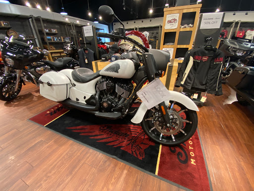 Motorcycle Dealer «BMW, Indian, and Slingshot Woodlands», reviews and photos, 198 Ed English Dr, Shenandoah, TX 77385, USA
