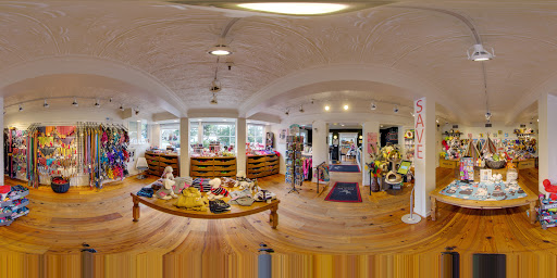 Pet Supply Store «Diggidy Dog», reviews and photos, Ocean Ave & Monte Verde St, Carmel-By-The-Sea, CA 93923, USA