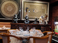 Atmosphère du Restaurant indien Restaurant Santoor Paris - n°16