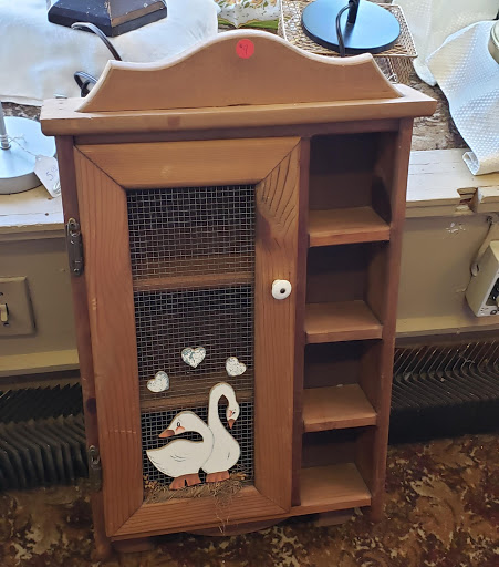 Thrift Store «Hand to Hand Thrift Store», reviews and photos, 785 Terryville Ave, Bristol, CT 06010, USA