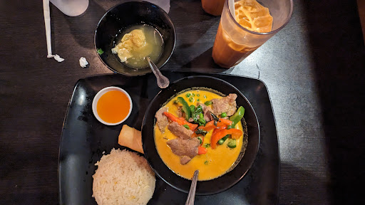 Tree House Thai image
