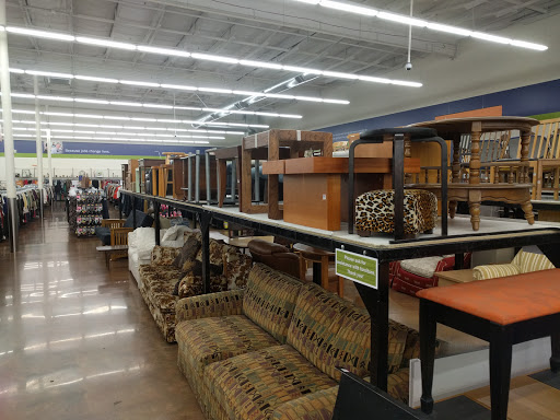 Thrift Store «Goodwill», reviews and photos