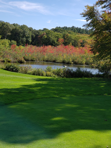 Golf Course «Wentworth Hills Golf Club», reviews and photos, 27 Bow St, Plainville, MA 02762, USA