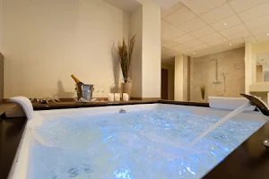 Relax Spa image
