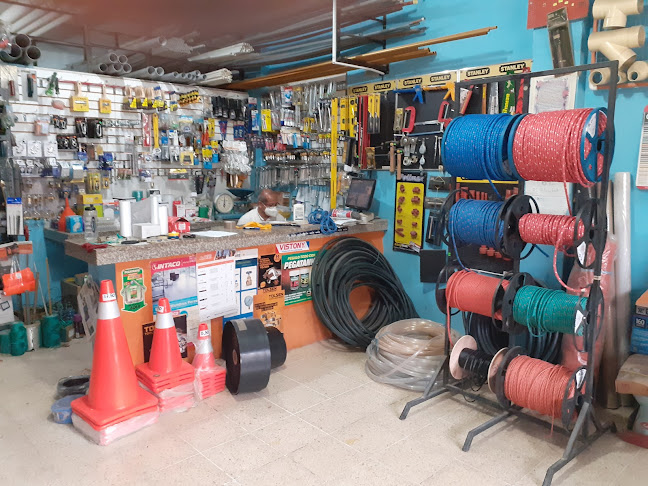 4W99+Q4V, Lomas de Sargentillo