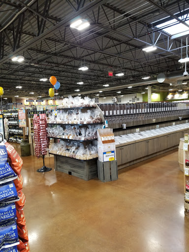 Grocery Store «Fresh Thyme Farmers Market - Kenosha», reviews and photos, 7100 Green Bay Rd, Kenosha, WI 53142, USA