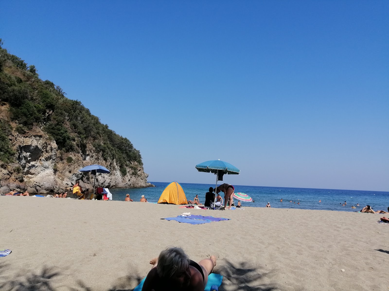 Foto de Playa de San Montano - lugar popular entre los conocedores del relax