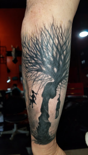 Tattoo Shop «Voodoo Monkey Tattoo», reviews and photos, 772 Monroe Ave, Rochester, NY 14607, USA