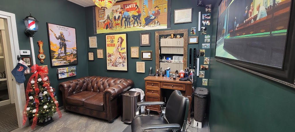Our Barber, Chris of Sola Studios 06067