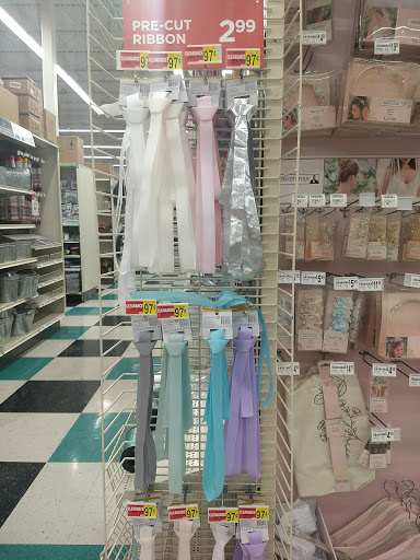 Craft Store «Michaels», reviews and photos, 1840 E Independence St, Springfield, MO 65804, USA